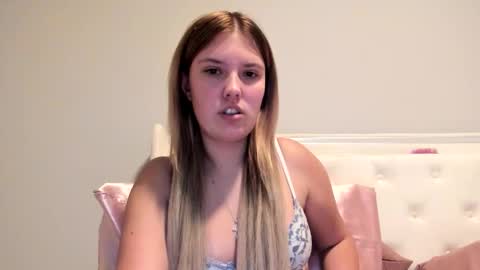 Snapshot of skiimaskabby chatting on September 11, 2025, 2:55 am skiimaskabby online show from September 11, 2025, 2:55 am