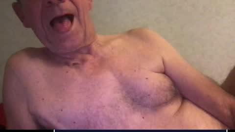 Snapshot of skima48 chatting on January 25, 2025, 6:13 pm skima48 online show from January 25, 2025, 6:13 pm