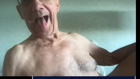 Snapshot of skima48 chatting on October 2, 2025, 10:22 am skima48 online show from October 2, 2025, 10:22 am