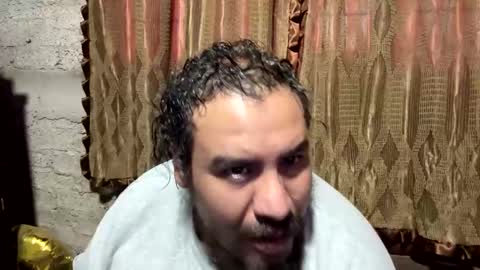 Snapshot of skinhell chatting on February 23, 2026, 12:30 am Elias online show from February 23, 2026, 12:30 am