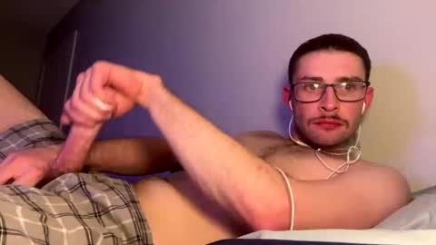 Snapshot of skinndick214 chatting on September 26, 2025, 10:19 am daddy online show from September 26, 2025, 10:19 am