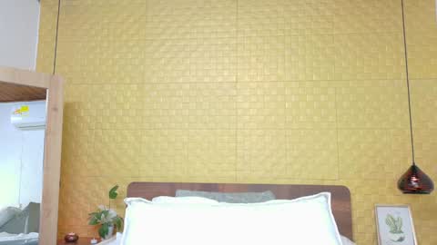 skinny_hottie18 online show from January 8, 2025, 11:19 pm