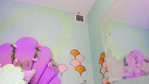 Snapshot of skinny_linda chatting on January 30, 2025, 1:21 pm online show from January 30, 2025, 1:21 pm