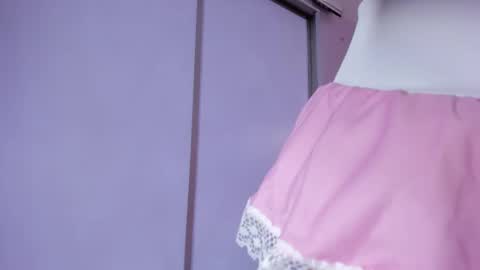 Snapshot of skinny_linda chatting on March 12, 2025, 1:19 pm online show from March 12, 2025, 1:19 pm