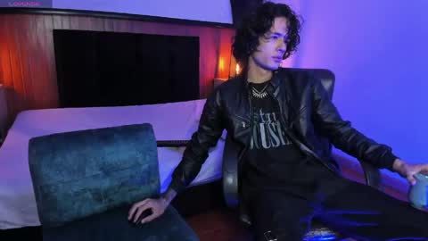 Mac online show from April 17, 2026, 12:52 pm