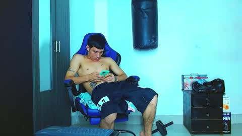 skinny marked online show from February 1, 2025, 2:05 am