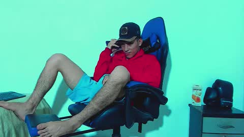 skinny marked online show from November 6, 2025, 6:09 pm