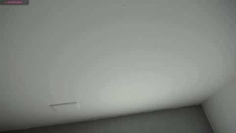 Snapshot of skinny_office chatting on February 16, 2026, 12:12 pm David online show from February 16, 2026, 12:12 pm