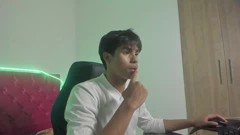 sam online show from April 23, 2026, 4:14 am
