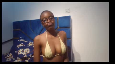 skinnyasssexyboobs online show from November 10, 2025, 4:39 pm