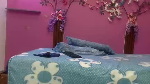 barbi online show from September 19, 2025, 12:45 am