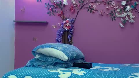 barbi online show from November 18, 2025, 1:22 am