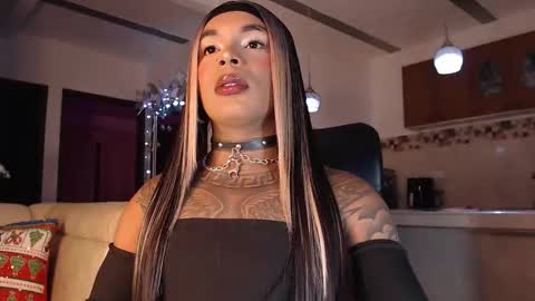 jesica online show from December 18, 2025, 7:03 am