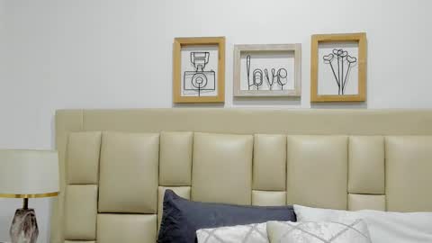 SkinnyGirl online show from December 17, 2025, 7:09 pm