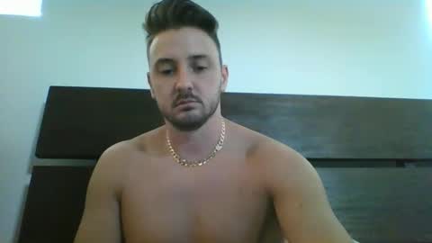 skinnyguylongdick1 online show from January 25, 2025, 7:39 pm