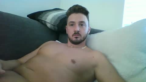 skinnyguylongdick1 online show from February 2, 2025, 4:43 pm