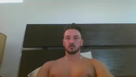 skinnyguylongdick1 online show from March 9, 2025, 12:21 am