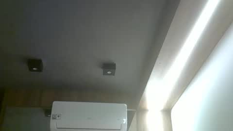 Snapshot of skinnykittencam chatting on November 26, 2025, 6:14 am skinnykittencam online show from November 26, 2025, 6:14 am