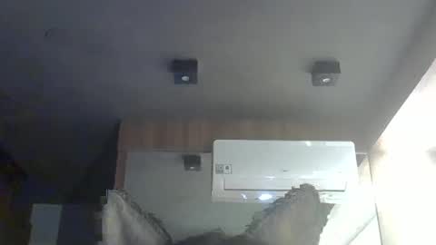 Snapshot of skinnykittencam chatting on November 28, 2025, 6:32 pm skinnykittencam online show from November 28, 2025, 6:32 pm