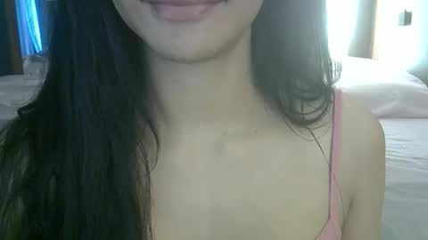 Snapshot of skinnykittencam chatting on May 15, 2026, 2:24 pm skinnykittencam online show from May 15, 2026, 2:24 pm