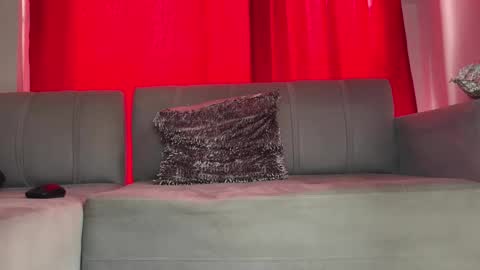 Snapshot of skinnylatin69 chatting on September 12, 2025, 4:18 pm skinnylatin69 online show from September 12, 2025, 4:18 pm