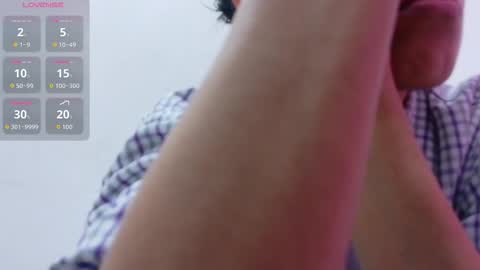 Karla  online show from December 4, 2025, 4:00 am