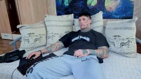 skirlingod online show from September 19, 2025, 7:10 am