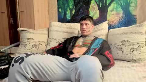 skirlingod online show from September 29, 2025, 5:12 am