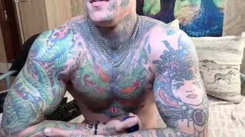 skirlingod online show from October 3, 2025, 5:04 am