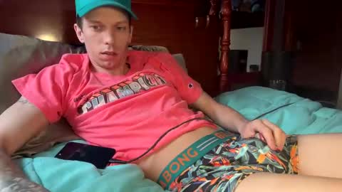 Snapshot of skittles933 chatting on February 28, 2025, 1:14 pm Skittles online show from February 28, 2025, 1:14 pm