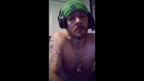 Snapshot of skitzothaklown86 chatting on June 8, 2026, 6:36 am skitzothaklown86 online show from June 8, 2026, 6:36 am