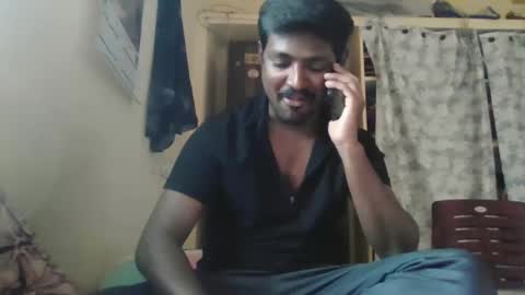 Snapshot of sklavepappu143 chatting on March 2, 2026, 7:59 am Indianslut1431 online show from March 2, 2026, 7:59 am