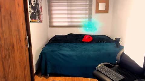 Liam Vokov online show from February 5, 2025, 3:20 pm