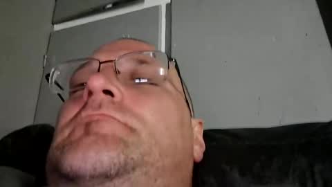 Snapshot of skunk8p chatting on May 4, 2026, 9:05 am skunk8p online show from May 4, 2026, 9:05 am