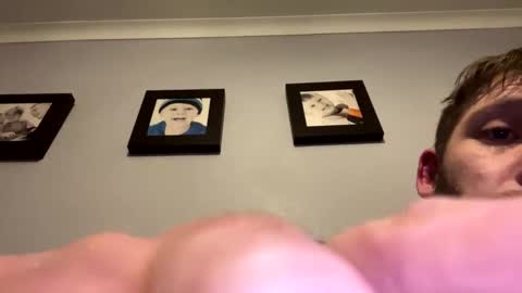 skuzzy25 online show from December 31, 2024, 3:23 am