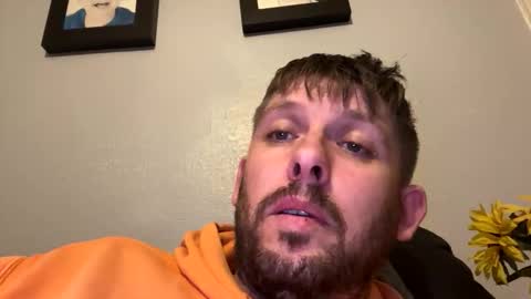 skuzzy25 online show from September 15, 2025, 2:22 am