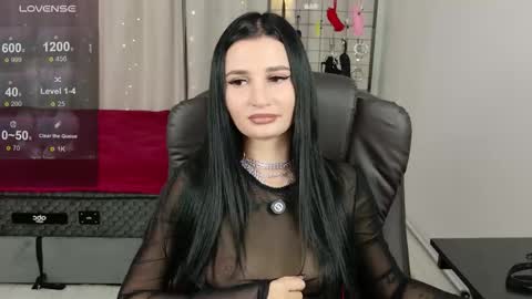 Eliza online show from September 16, 2025, 9:38 pm