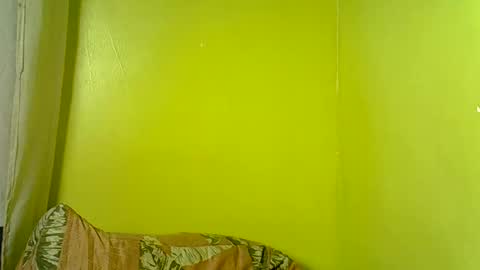 Snapshot of sky_beb chatting on May 23, 2026, 1:59 pm sky_beb online show from May 23, 2026, 1:59 pm