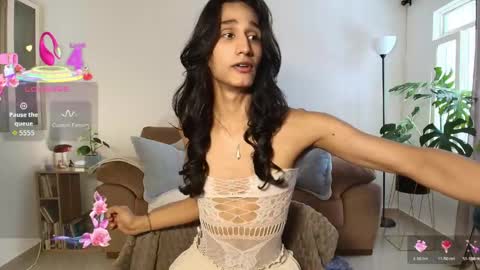 STIVEN online show from April 21, 2026, 2:23 pm