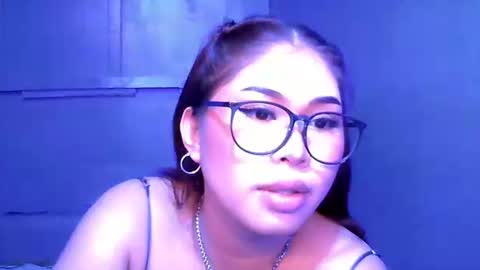    online show from October 1, 2025, 10:32 am