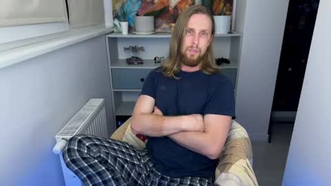 Snapshot of sky_guy25 chatting on April 18, 2026, 7:58 pm sky_guy25 online show from April 18, 2026, 7:58 pm