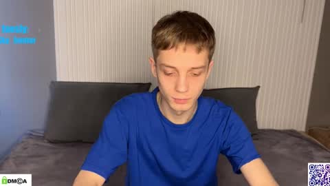 Snapshot of sky_hunter chatting on November 23, 2025, 1:00 pm sky_hunter online show from November 23, 2025, 1:00 pm