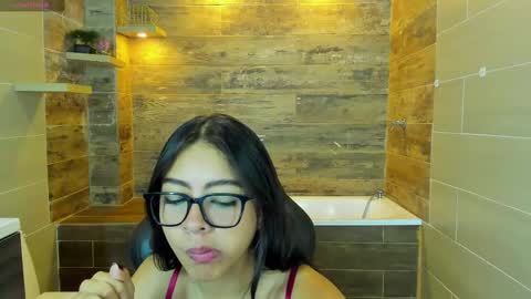 S O F I  online show from October 6, 2025, 2:03 pm