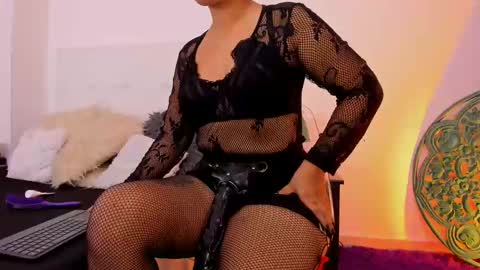 Snapshot of skydarkblue chatting on March 6, 2025, 4:08 am skydarkblue online show from March 6, 2025, 4:08 am