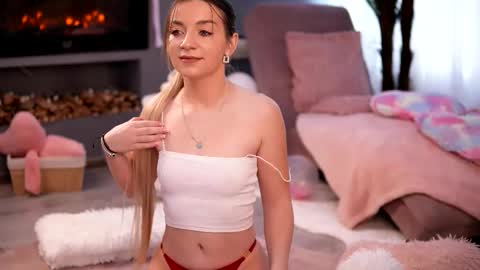 Snapshot of skyeyesluna chatting on February 18, 2026, 4:08 am skyeyesluna online show from February 18, 2026, 4:08 am