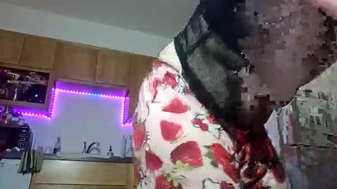 Skyisacutie online show from December 15, 2025, 7:01 am