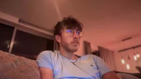 skyisthelimit1995 online show from December 20, 2025, 6:15 pm