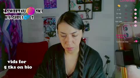 Snapshot of skylady05 chatting on May 1, 2026, 1:32 am millie online show from May 1, 2026, 1:32 am