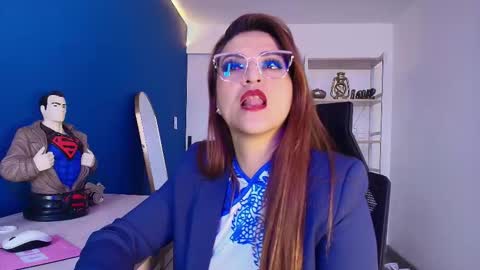 skylar__desire online show from November 21, 2025, 1:54 pm