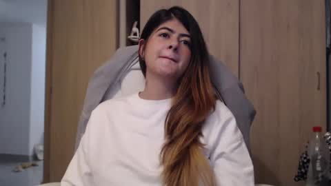 Skyler online show from February 18, 2025, 1:54 am